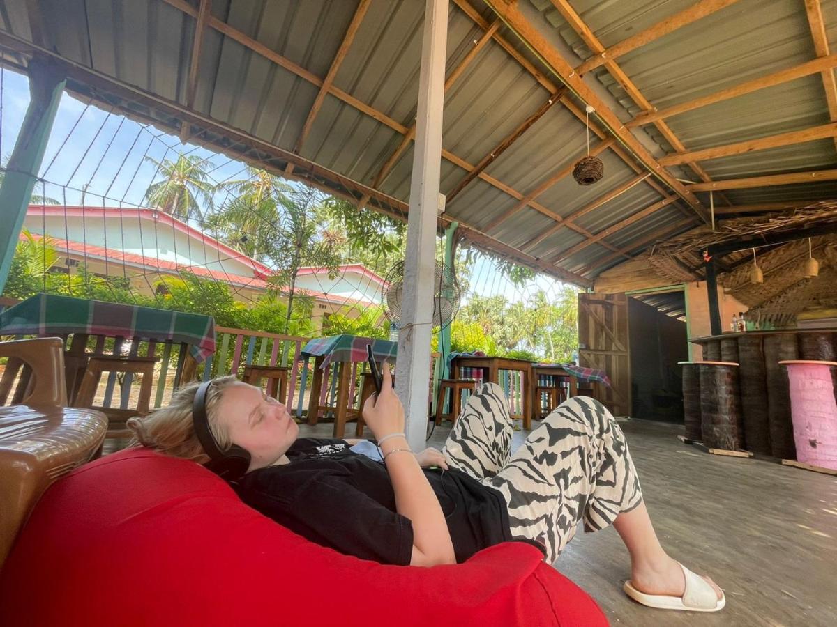 Elena Garden Resort And Restaurant Trincomalee Kültér fotó