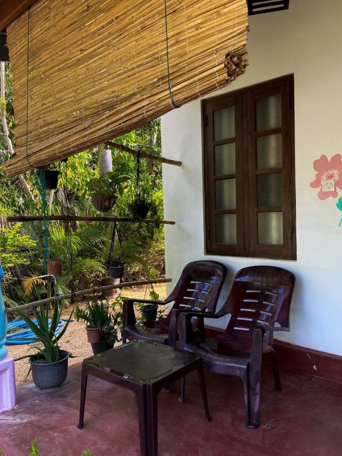 Elena Garden Resort And Restaurant Trincomalee Kültér fotó